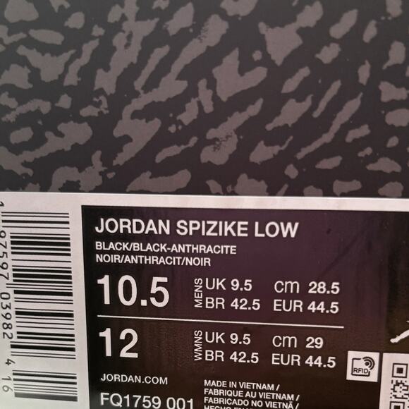 Mens Size 10.5 Air Jordan Spizike Low Black Cat Triple Black Sneakers FQ1759 001 main image 6